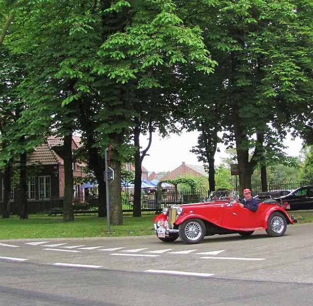 MG & Oldies Happening (19).JPG